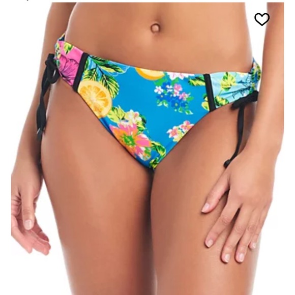 Bar III New 
Women’s Tropical- Print Shirred - Side Hipser Bikini Bottom - Picture 3 of 11